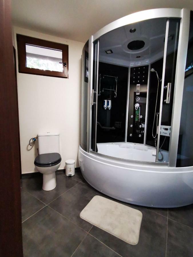 Golden Beach Apartman Helemba Buitenkant foto